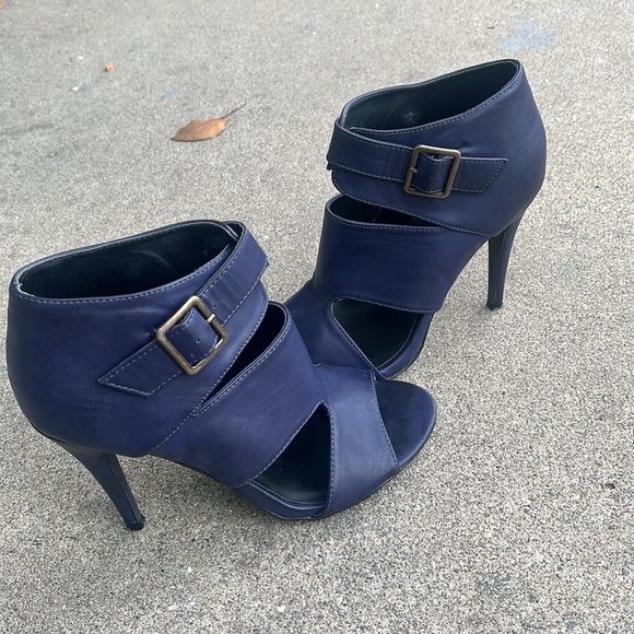 Heels/sandal 💜 💙 - Picture 8 of 10